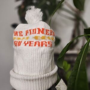 70s 80s Ski Vintage White and Orange Beanie Touque Hat